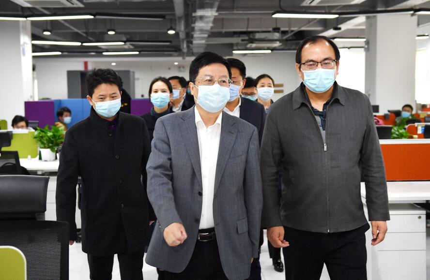 湖南省委常委、長沙市委書記胡衡華到大唐先一科技公司調(diào)研
