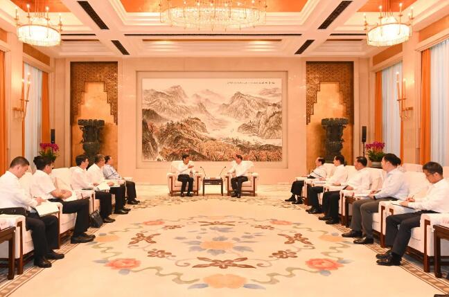 舒印彪拜會(huì)湖北省委書記應(yīng)勇、省長王曉東