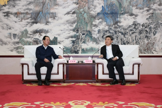 丁焰章拜會安徽省委常委、常務(wù)副省長鄧向陽
