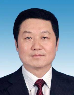 李清堂同志任中核集團董事、黨組副書記