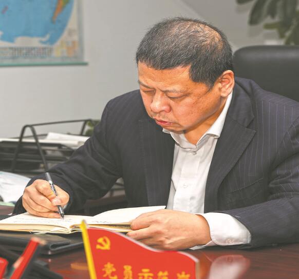 有他在，大家心里就有底了——記國家電網(wǎng)有限公司特等勞動模范汪波