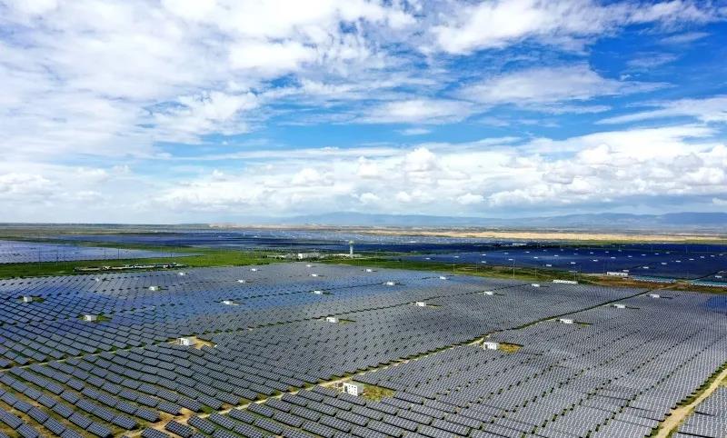 內(nèi)蒙古、甘肅、青海、寧夏3000萬千瓦大型風(fēng)電光伏基地項目有序開工（附名單）