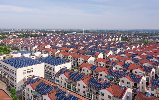 【兩會】南存輝委員：建議戶用光伏電力納入綠電、綠證、碳排放權交易市場