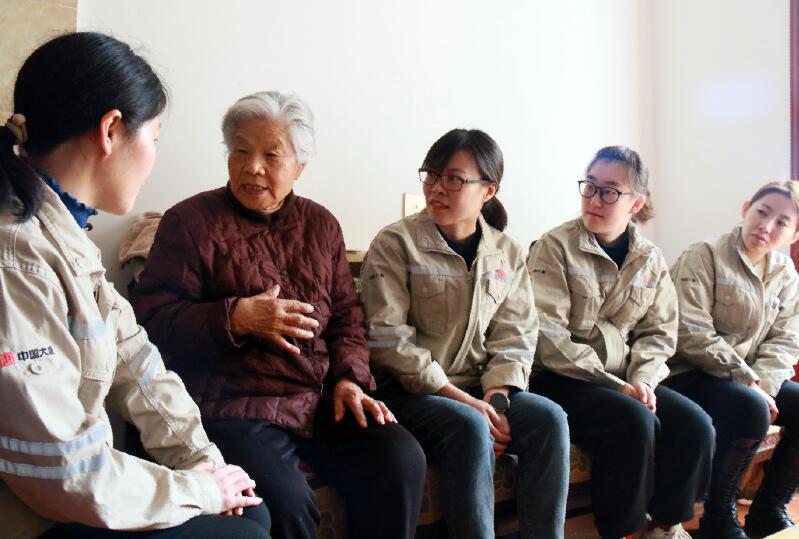 別樣?jì)D女節(jié)，溫暖老人心