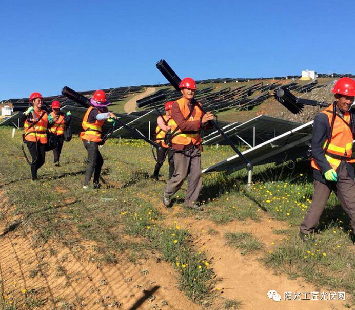 面積接近一個(gè)新加坡！青海塔拉灘光伏電站照亮“陽光之路”