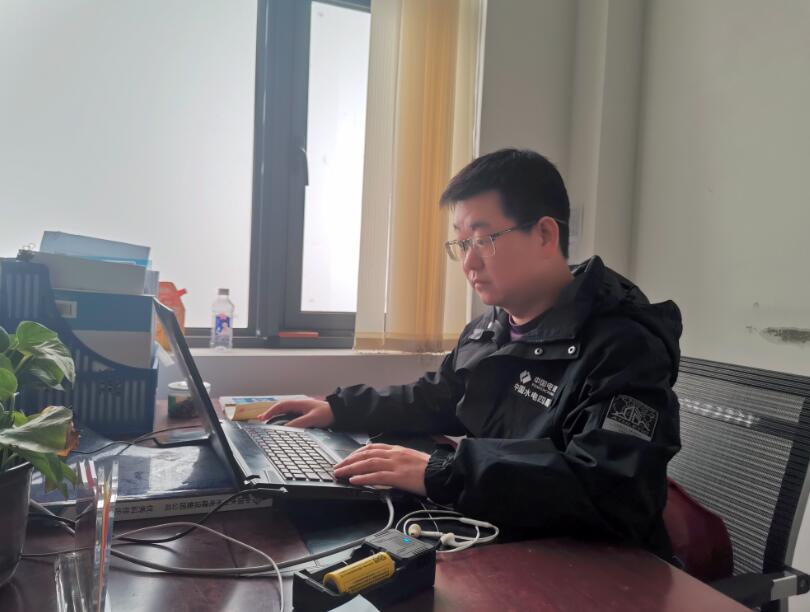 劉凡武：砥礪深耕志未泯，不負(fù)山河不負(fù)卿