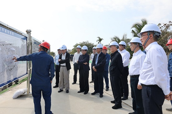華能集團外部董事到海南分公司及昌江、石島灣核電基地調研