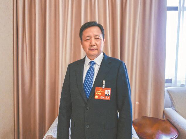新型電力系統(tǒng)建設(shè)為電力裝備制造業(yè)帶來新機遇——訪全國人大代表，全國工商聯(lián)副主席，特變電工股份有限公司黨委書記、董事長張新