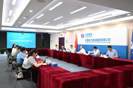 中國電建黨委常委、副總經(jīng)理徐鵬程與漳龍集團(tuán)黨委書記、董事長(zhǎng)吳子毅會(huì)談