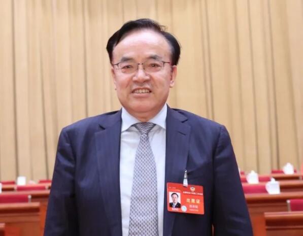 全國政協(xié)常委張來斌：系統(tǒng)思維引領(lǐng)能源轉(zhuǎn)型與安全，確?！半p碳”目標順利實現(xiàn)