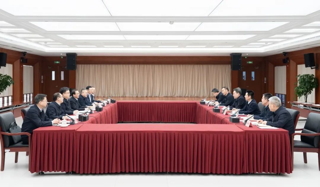 華電集團(tuán)江毅、葉向東拜會(huì)國(guó)家能源局黨組書(shū)記、局長(zhǎng)王宏志