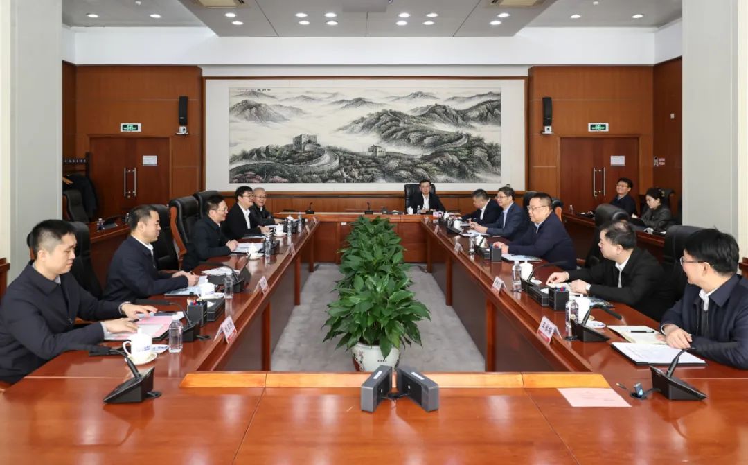 中核集團會見哈電集團總經(jīng)理、黨委副書記黃偉一行