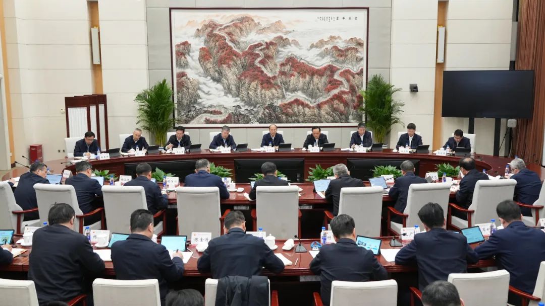 中國石油集團碳達(dá)峰碳中和、新興產(chǎn)業(yè)領(lǐng)導(dǎo)小組會議召開