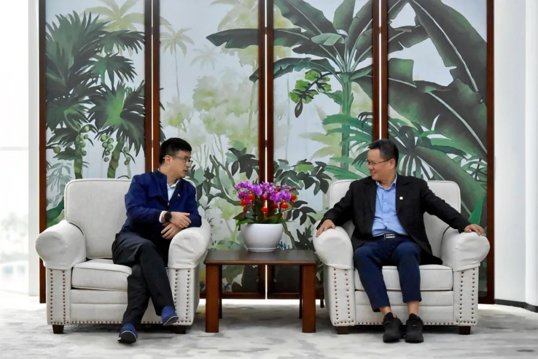 國電投海南公司黨委副書記、總經(jīng)理劉波濤拜訪大唐海南公司黨委書記、董事長王俊啟